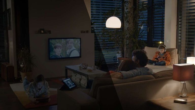 Nederlanders kijken meer Nederlandse tv op vakantie